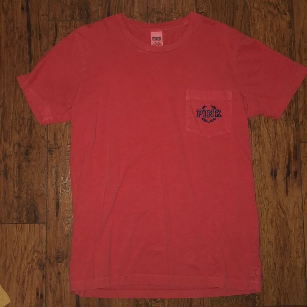 VS Pink logo t-shirt